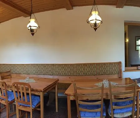 Nyaraló Ferienhaus Schwarzatal -fur 4-12 Personen *